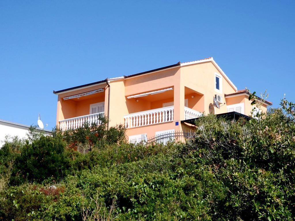 Apartments Marijo Севид Екстериор снимка